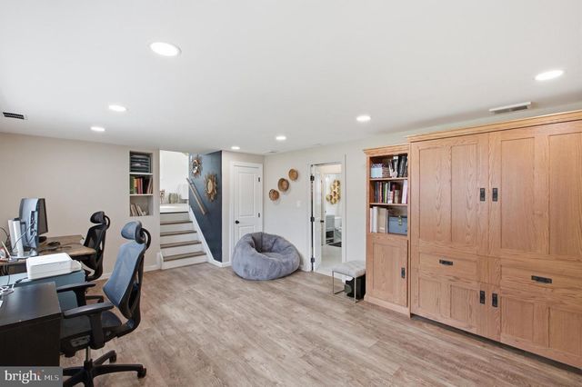 14 WARDMAN AVE, Ewing, NJ 08638