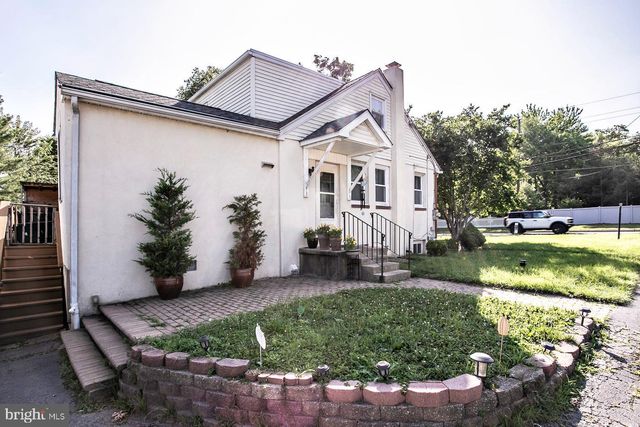 2916 WHITEHALL RD, Norristown, PA 19403