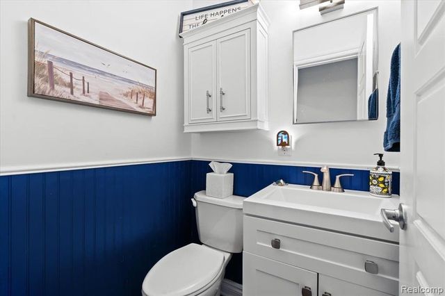 1425 Shankin Drive, Wolverine Lake, MI 48390