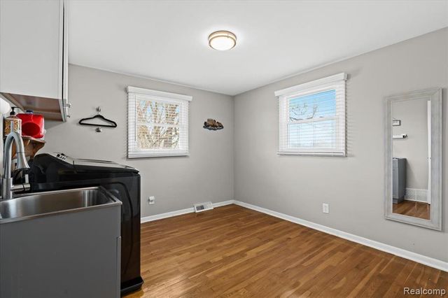 1425 Shankin Drive, Wolverine Lake, MI 48390