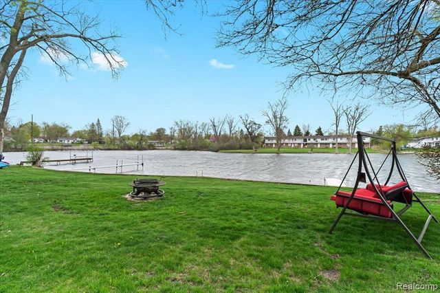 1425 Shankin Drive, Wolverine Lake, MI 48390