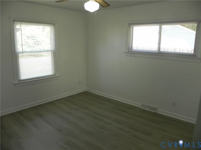 108 E Gray St, Sandston, VA 23150