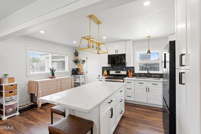 283 Lafayette Drive, Oxnard, CA 93036