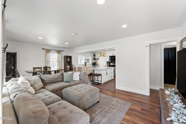 283 Lafayette Drive, Oxnard, CA 93036