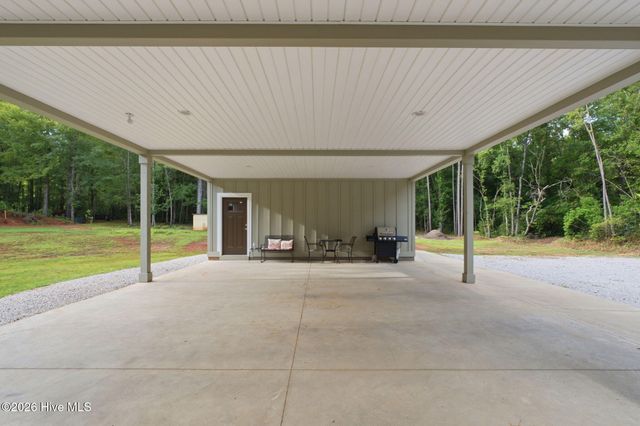 6881 Hinton Woods Drive, Harlem, GA 30814