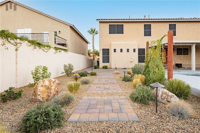 8620 Vivid Violet Avenue, Las Vegas, NV 89143