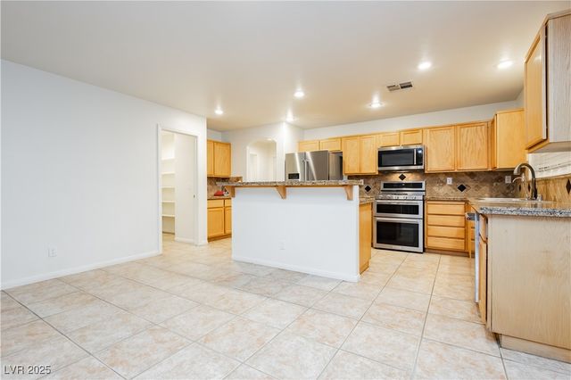 8620 Vivid Violet Avenue, Las Vegas, NV 89143