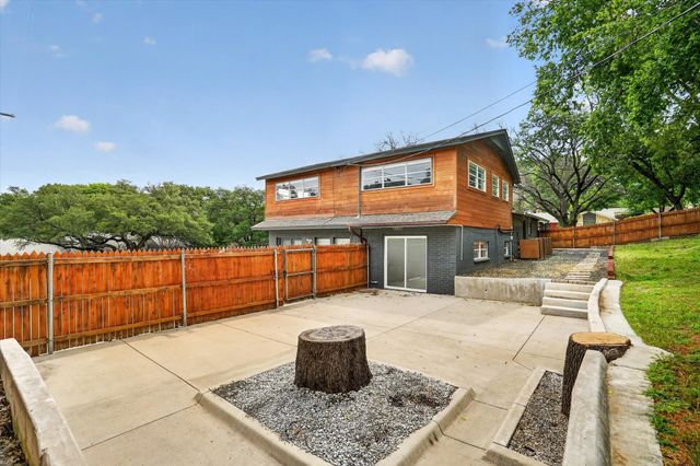 6609 Genoa Road, Fort Worth, TX 76116