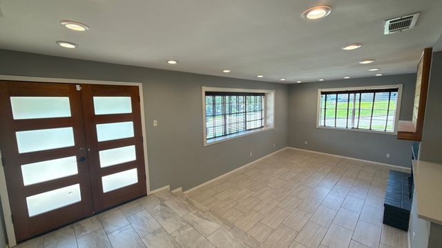 6609 Genoa Road, Fort Worth, TX 76116