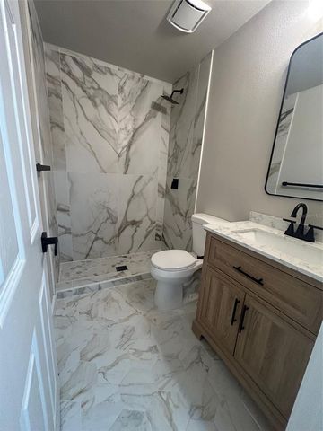 428 62ND STREET, Holmes Beach, FL 34217