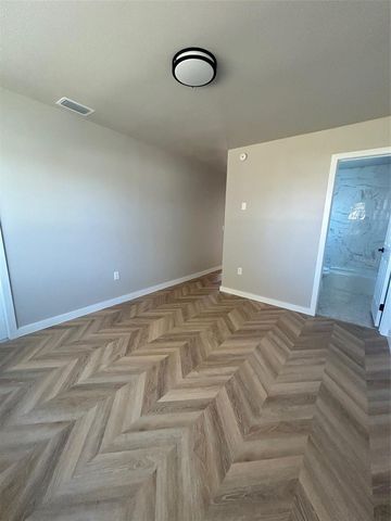 428 62ND STREET, Holmes Beach, FL 34217