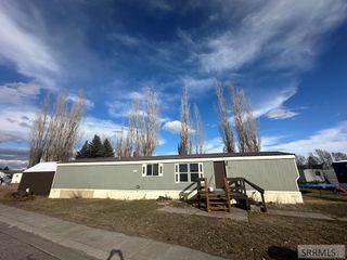 315 W Oak Street # 9, Shelley, ID 83274