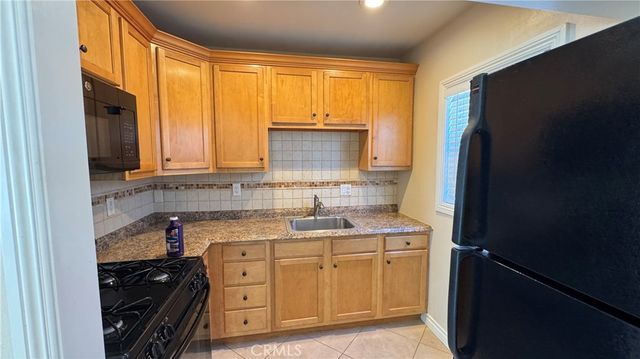 911 Genoa Street B, Monrovia, CA 91016