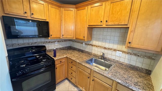 911 Genoa Street B, Monrovia, CA 91016
