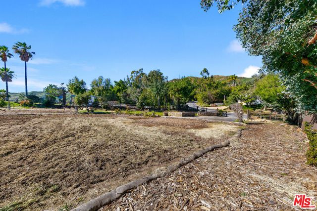 23424 W Moon Shadows Drive, Malibu, CA 90265