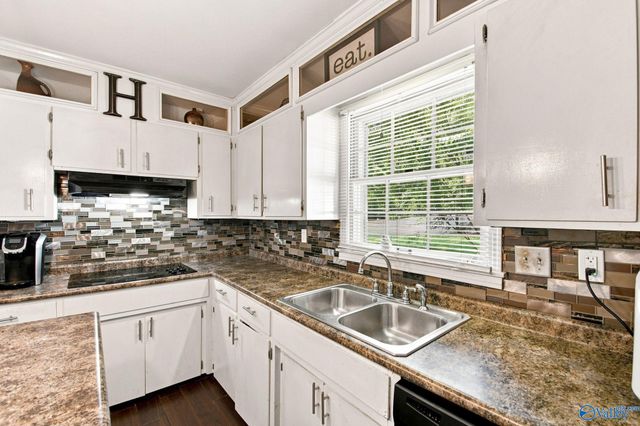 2717 Mountain Park Circle NW, Huntsville, AL 35810