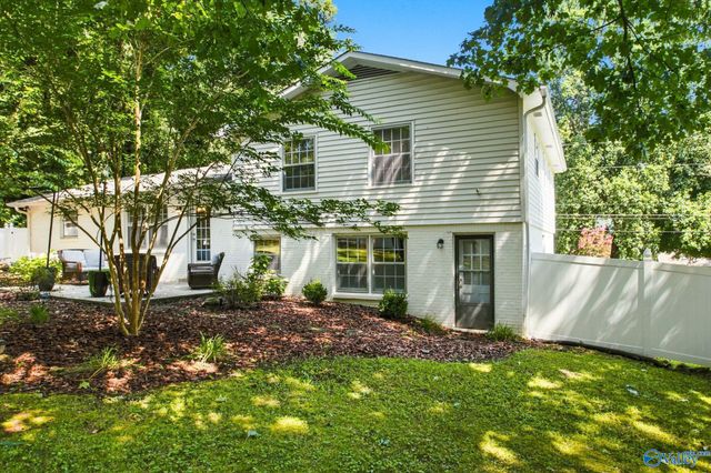 2717 Mountain Park Circle NW, Huntsville, AL 35810