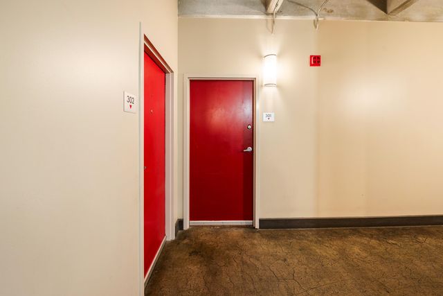 408 S Front St Apt 301, Memphis, TN 38103