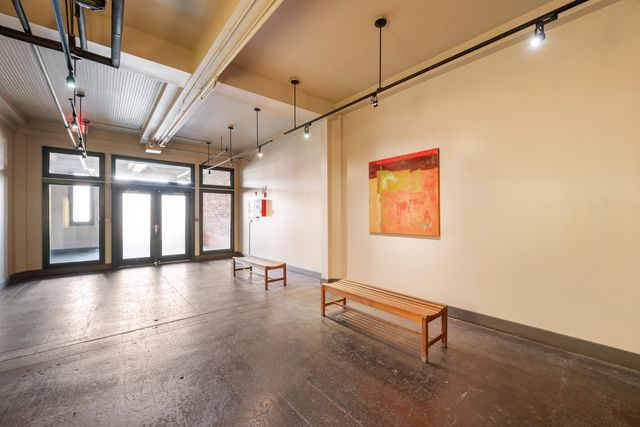 408 S Front St Apt 301, Memphis, TN 38103