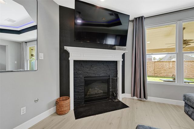 1565 Segovia Drive, League City, TX 77573