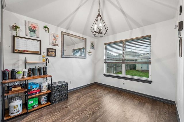 9409 NW 87th Place, Yukon, OK 73099