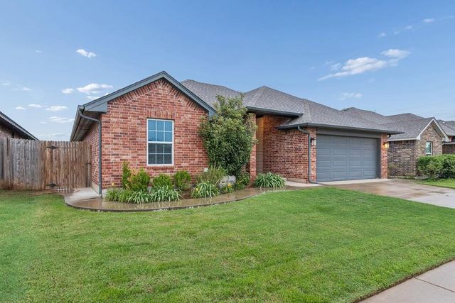 9409 NW 87th Place, Yukon, OK 73099