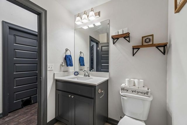 9409 NW 87th Place, Yukon, OK 73099