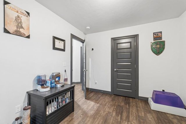 9409 NW 87th Place, Yukon, OK 73099