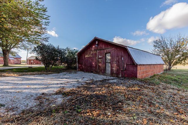 24592 2235 North Avenue, Princeton, IL 61356