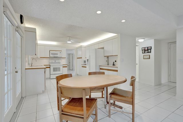 15620 Canterbury Court, Davie, FL 33331