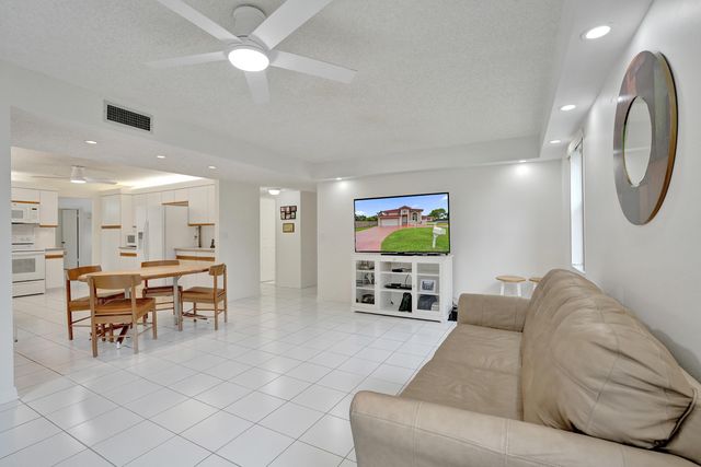 15620 Canterbury Court, Davie, FL 33331