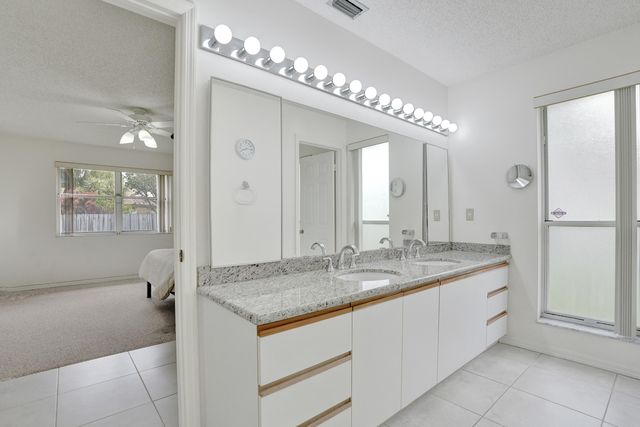 15620 Canterbury Court, Davie, FL 33331