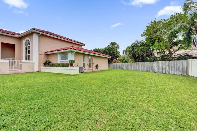 15620 Canterbury Court, Davie, FL 33331