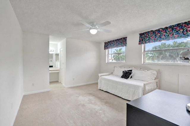 15620 Canterbury Court, Davie, FL 33331