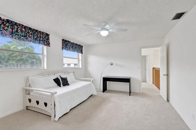 15620 Canterbury Court, Davie, FL 33331