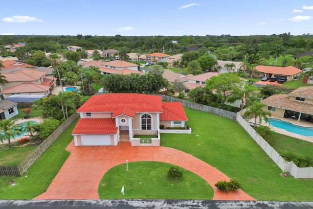 15620 Canterbury Court, Davie, FL 33331