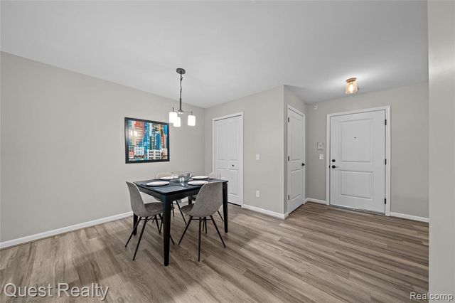 39021 Prentiss Street 303, Harrison Twp, MI 48045