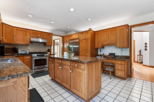 1327 Mulberry Lane, St. Joseph, MI 49085