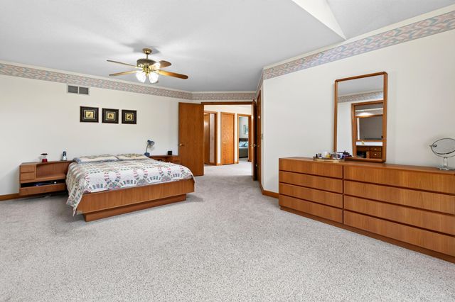 1327 Mulberry Lane, St. Joseph, MI 49085