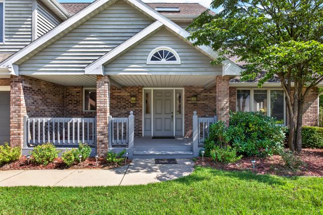 1327 Mulberry Lane, St. Joseph, MI 49085