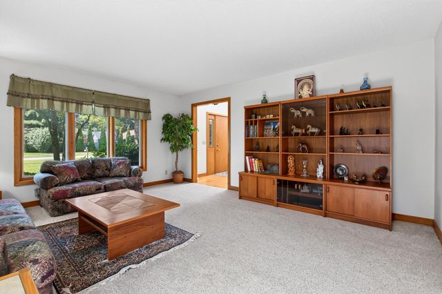 1327 Mulberry Lane, St. Joseph, MI 49085
