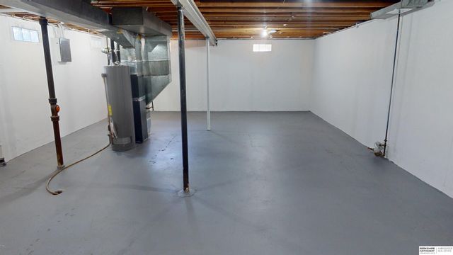 6060 Camden Avenue, Omaha, NE 68104