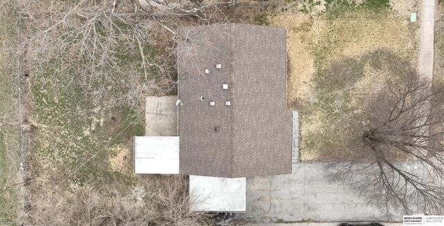 6060 Camden Avenue, Omaha, NE 68104