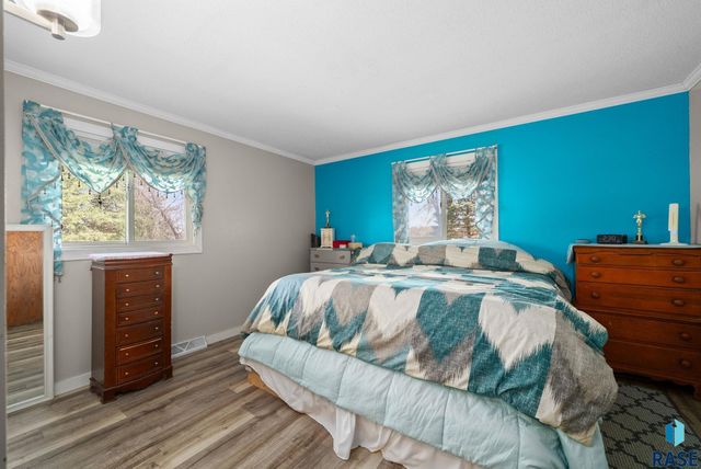 26470 484th Ave Avenue, Valley Springs, SD 57068