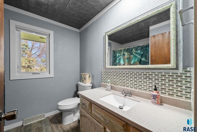 26470 484th Ave Avenue, Valley Springs, SD 57068