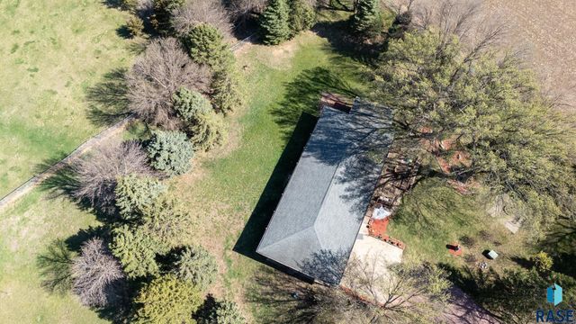 26470 484th Ave Avenue, Valley Springs, SD 57068