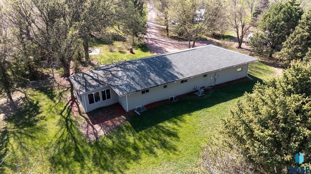 26470 484th Ave Avenue, Valley Springs, SD 57068