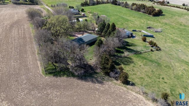 26470 484th Ave Avenue, Valley Springs, SD 57068