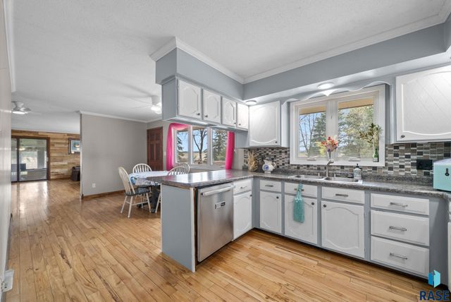 26470 484th Ave Avenue, Valley Springs, SD 57068