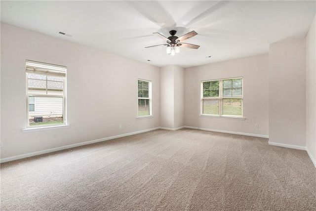 325 Ivy Lane, Senoia, GA 30276